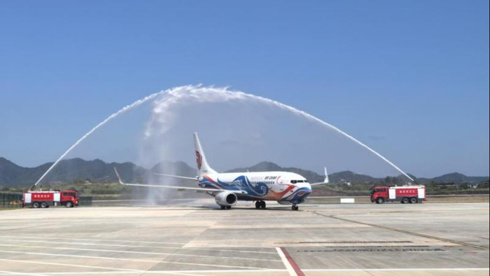 江西瑞金機(jī)場正式通航 瑞金至北京、上海直飛航線同步開通