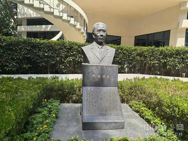 超級(jí)精靈手表