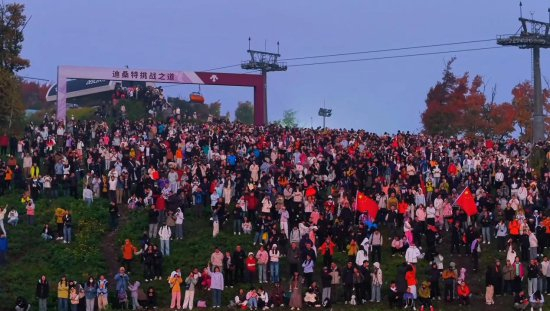 （图片来源：松花湖度假区视频截图）