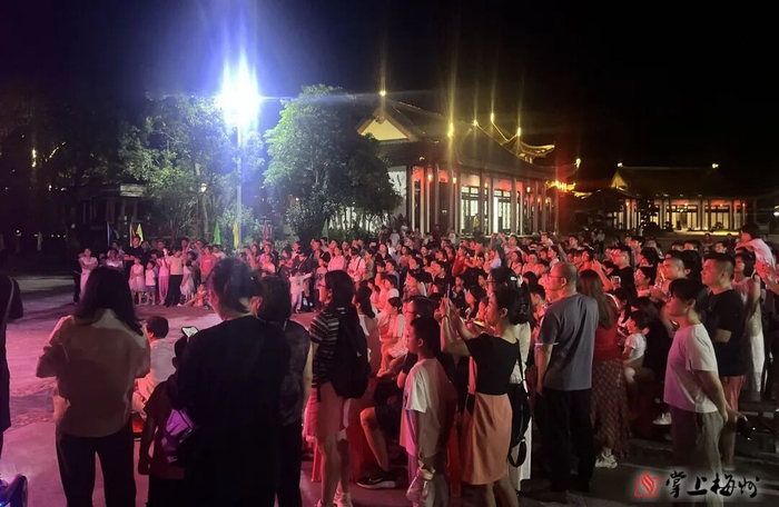 国庆假期，熙和湾景区一系列丰富精彩的节目吸引了众多游客。（受访者 供图）