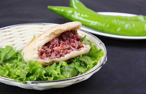 保定驴肉火烧。图源视觉中国