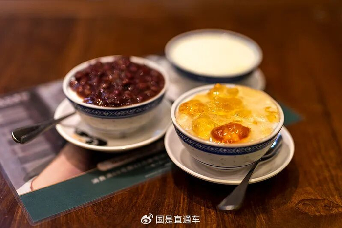 来到广东，每一道美食都藏着广东人的生活智慧与对美味的追求，我们能在方寸餐桌间，品味到岭南大地的烟火与温情。