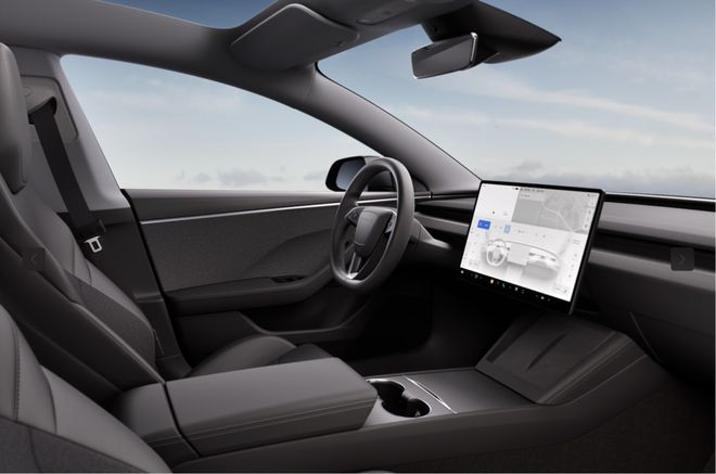 入门版 Model 3 的内饰 | 图片来源：特斯拉美国官网