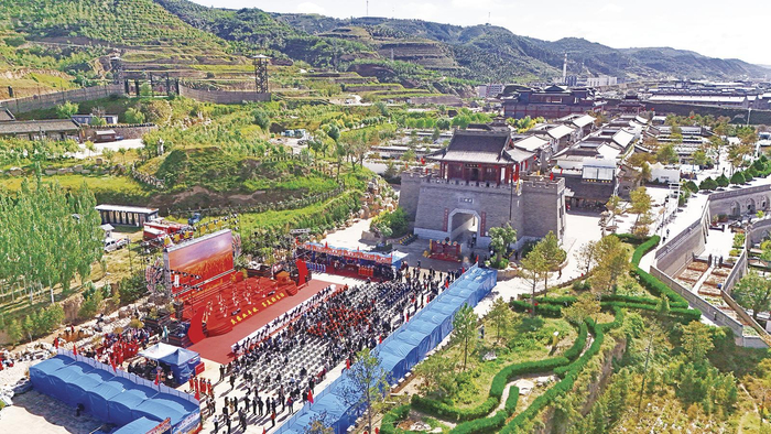 环县举行活动庆祝中国农民丰收节。 庆阳融媒记者 乔洁 摄