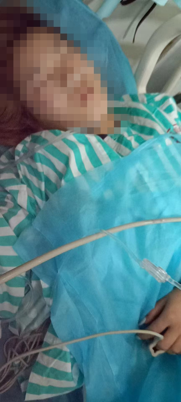 10月4日，林月自丹巴县转至四川大学华西医院。受访者供图