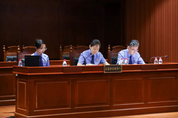 庭审现场