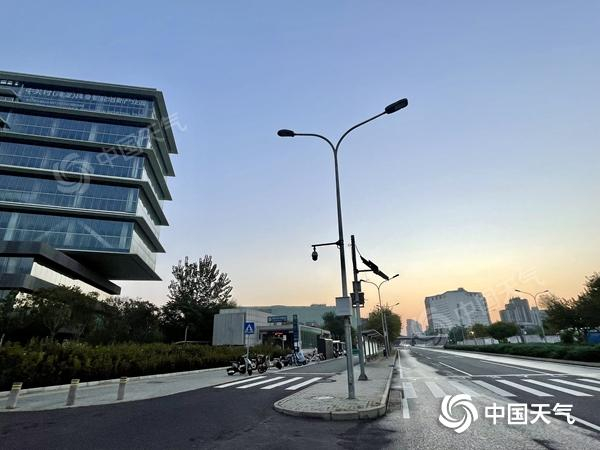 　　今晨，北京天气晴朗。（图/中国天气网王晓）