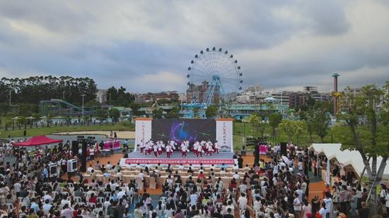 惠安县东湖公园国庆系列文艺活动开幕式暨“书香惠安”全民读书月活动启动仪式