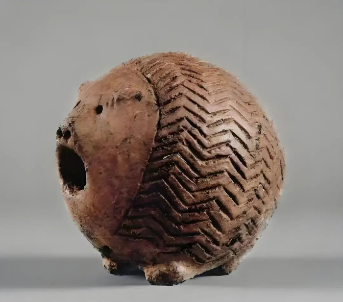 　刺猬形器。