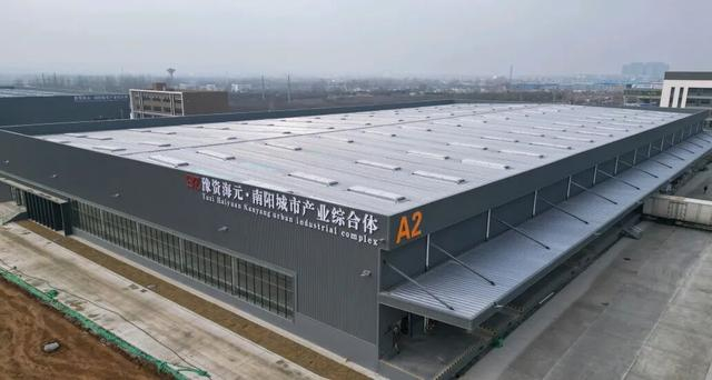 豫资海元城市产业综合体一期建成投入试运行（陈辉 摄）
