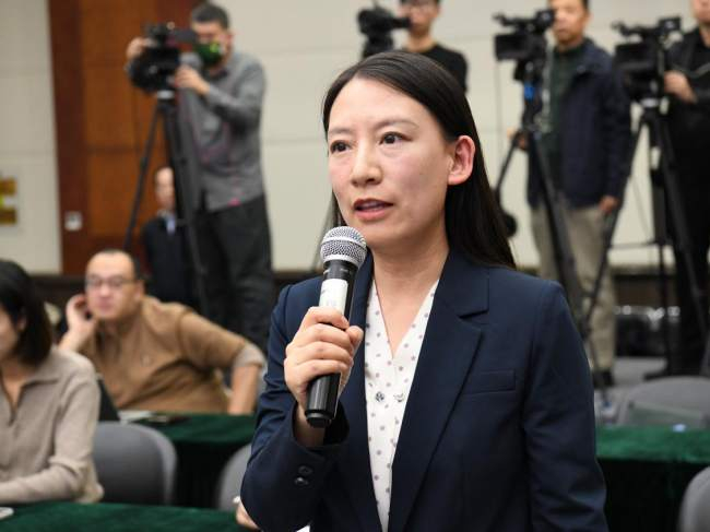 第一财经日报记者
