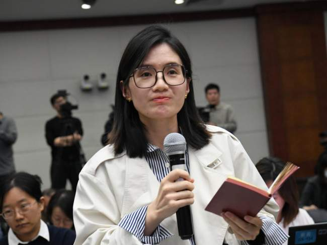 中国财经报社记者