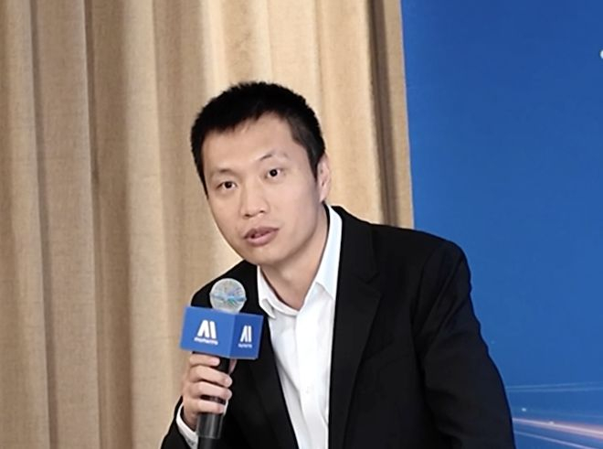 图片来源：蓝鲸汽车摄