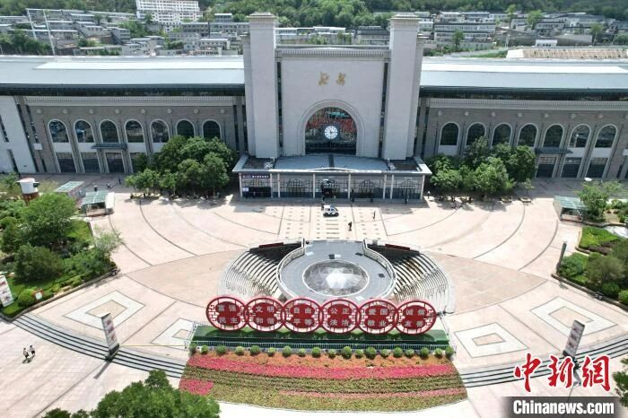 图为2025年7月1日拍摄的延安站。张远 摄