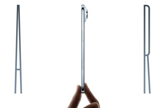  目前中国大陆唯一适配eSIM的手机是国行版iPhone Air。图片来源：上海电信公众号