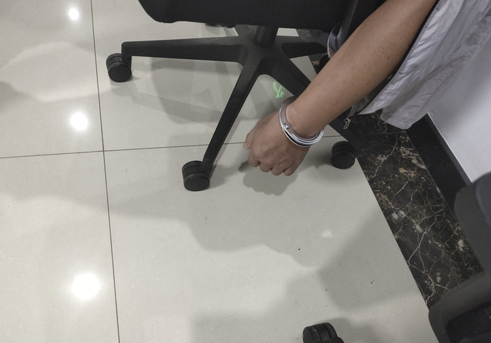 2021年，河南省某法院，一名被执行人被司法拘留。受访者供图