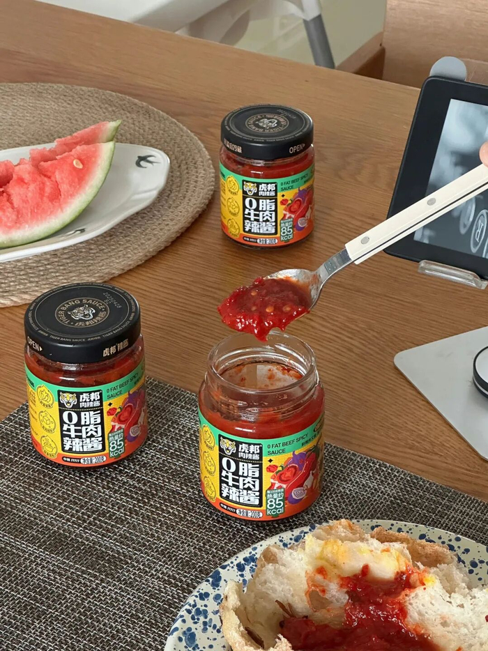 图片来源：微博@虎邦辣酱