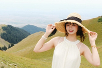 媒体人:无论从哪个角度 女友赴美陪伴对于杨瀚森都是百利无一害