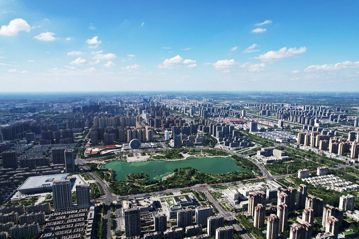   2025年7月2日，航拍亳州市城区一角。新华网发（陈显锋 摄）