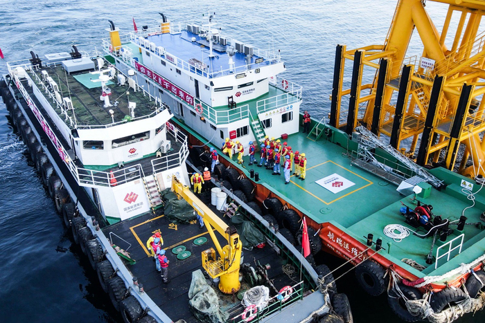 图为2025山东（青岛）海上风电综合应急演习现场