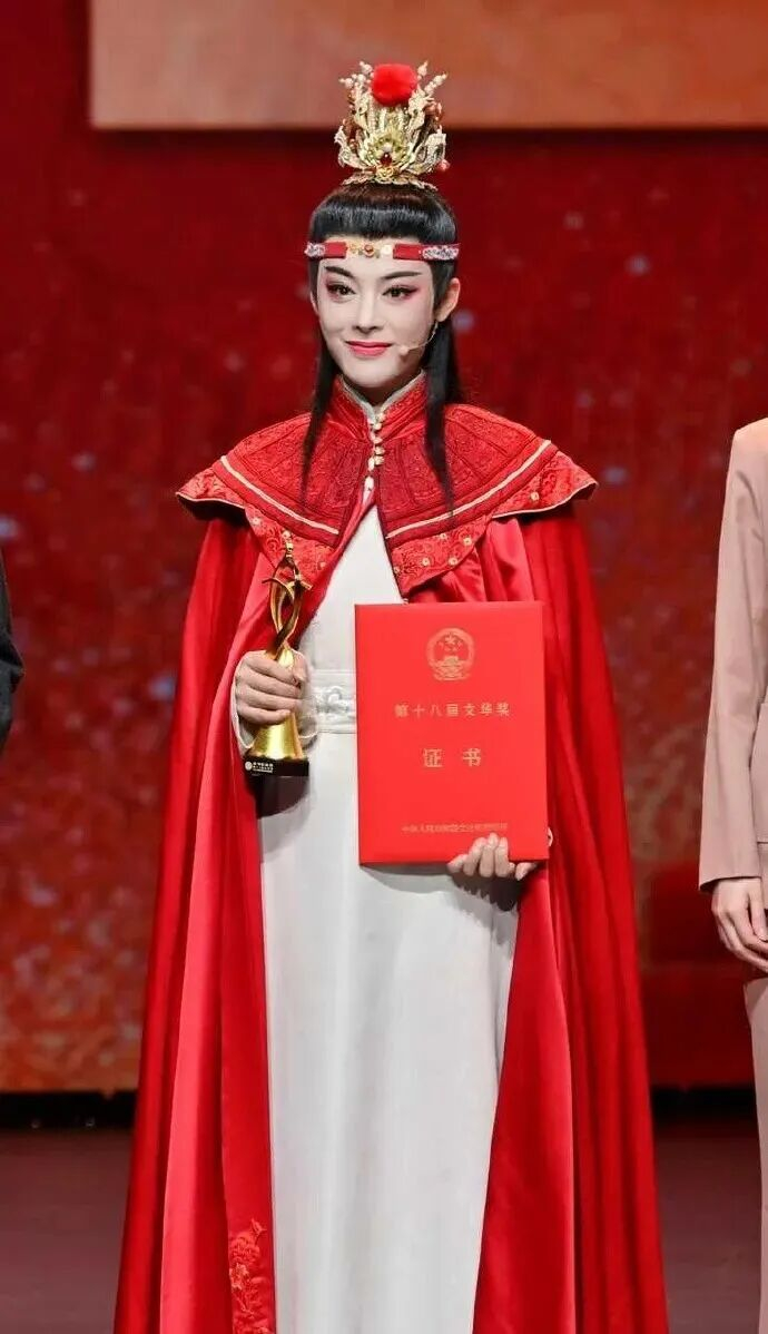 陈丽君