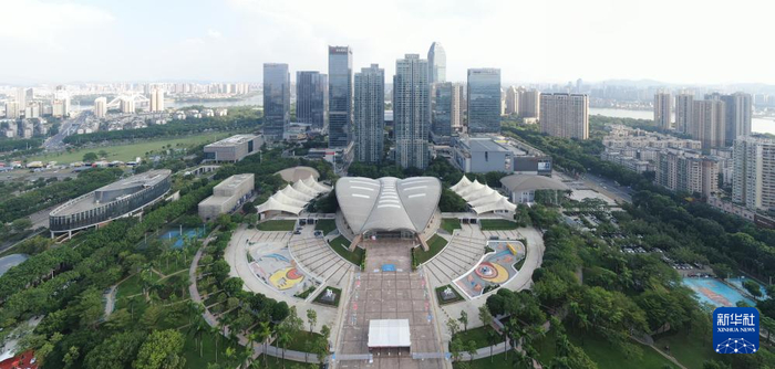 广东惠州体育馆（10月10日摄，无人机照片）。全运会跆拳道比赛及群众比赛轮滑项目在这里举行。新华社记者 邓华 摄