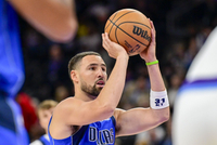 贬为替补！克莱本赛季场均得分、三分、命中率多项数据生涯新低