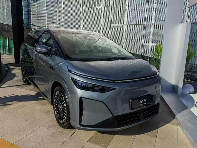 ▲小鹏X9增程版