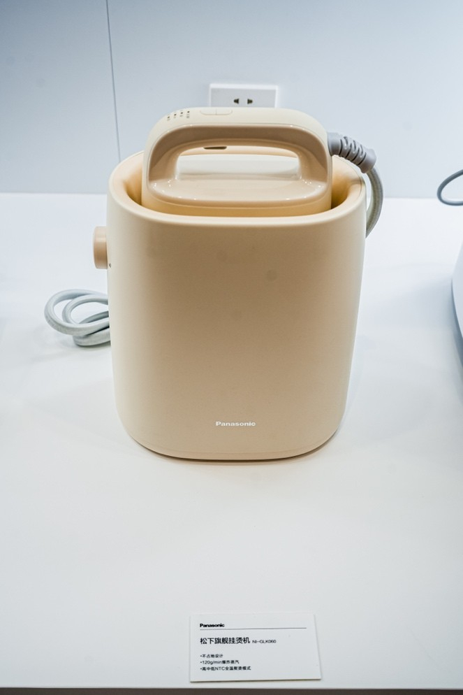 图：松下不占地挂烫机GLK060