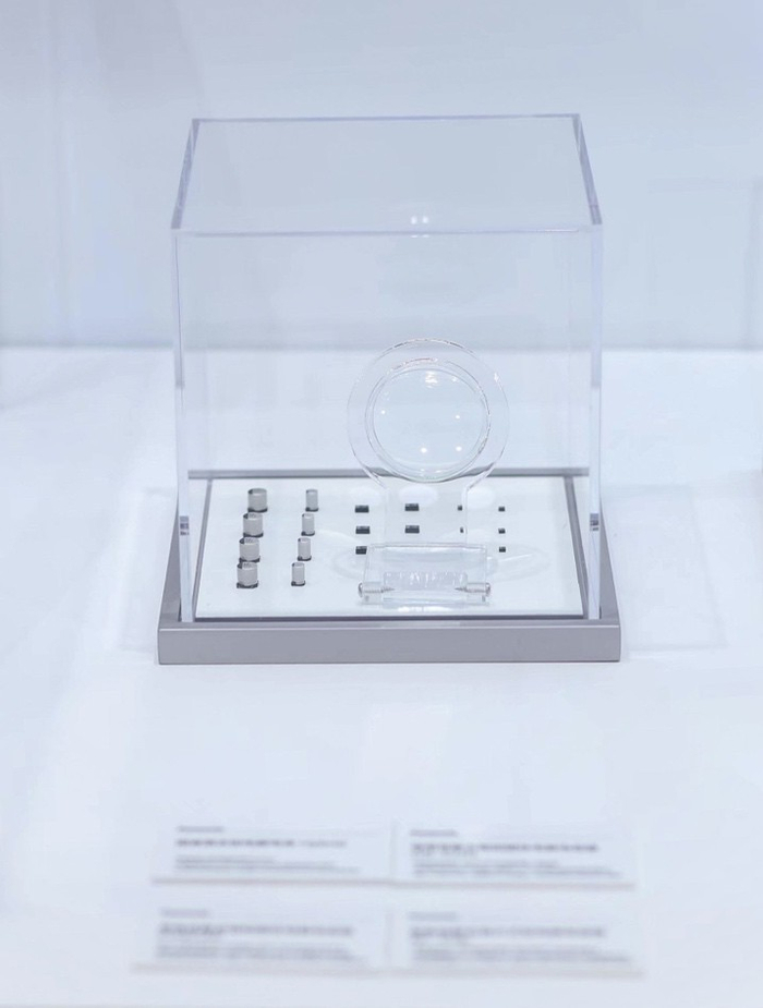 图:高分子电容器