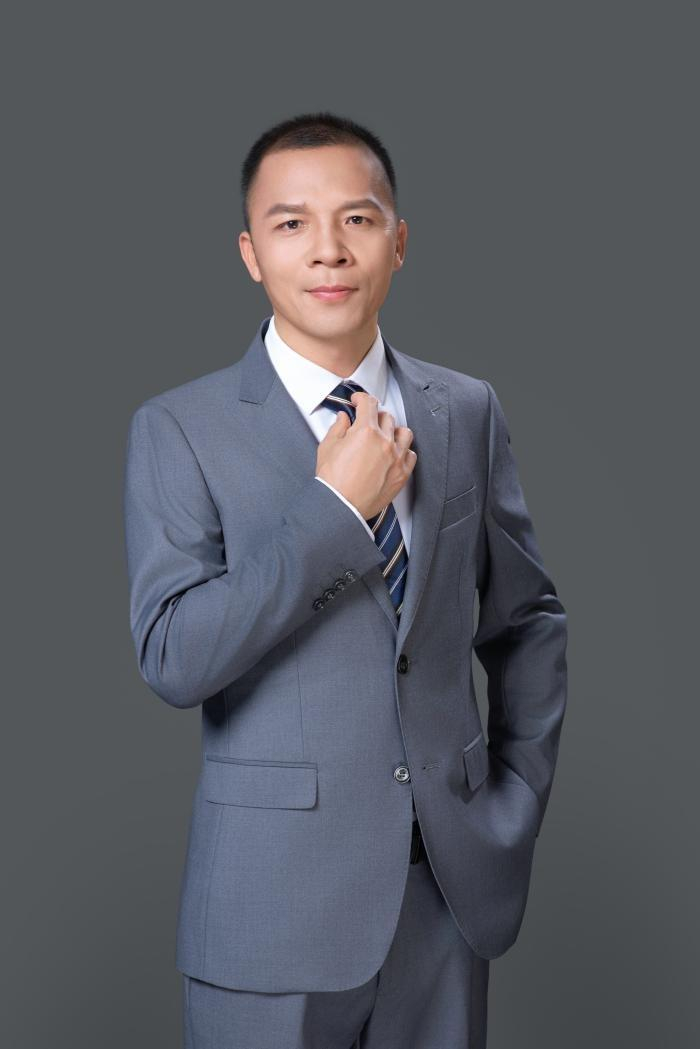 （图为陶建宇，知名地产全链条运营专家）