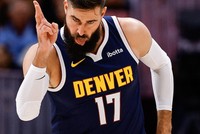 本季11.9分钟砍8.3分~瓦兰下赛季1000万年薪保障日期推迟至7月9日