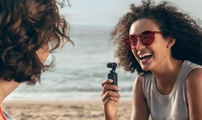 大疆 Osmo Pocket | 图片来源：大疆官网