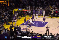 马刺vs湖人L2M：马刺0.4秒误获球权 尚帕尼造犯规罚球失手未绝平