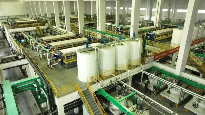 五矿勘查开发的99.99995%超高纯石墨制备技术应用