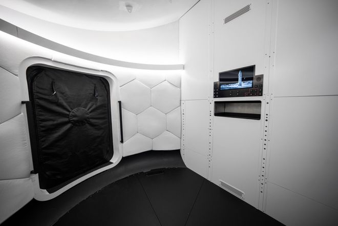 （来源：SpaceX）