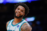 主场迎战湖人！黄蜂官方：迈尔斯·布里奇斯状态升级为可以出战