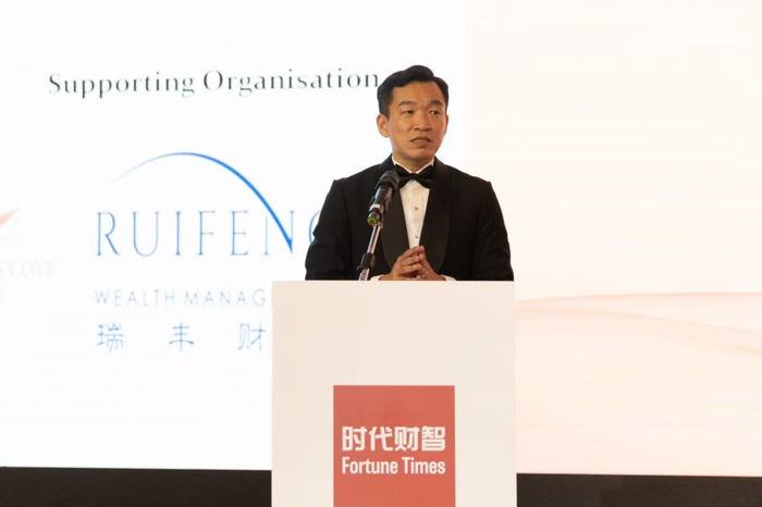 高级政务次长蔡瑞隆于第11届时代财智颁奖典礼上致辞（图：时代财智）