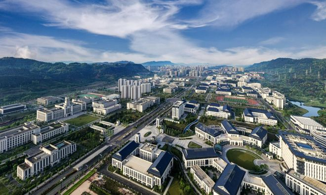 宜宾三江新区大学城/张光金摄