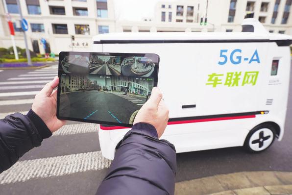 率先实现“物超人”