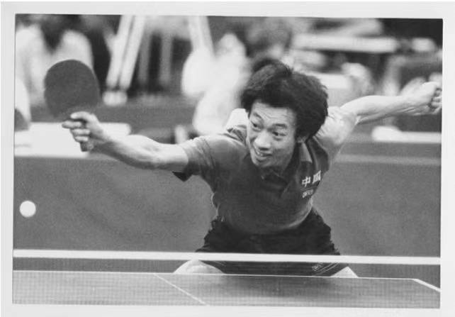 乒乓球世界冠军滕义。图源：中国乒乓球协会官网