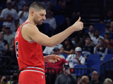 低迷！武切维奇近4场比赛场均仅10.5分6.7板 公牛遭4连败