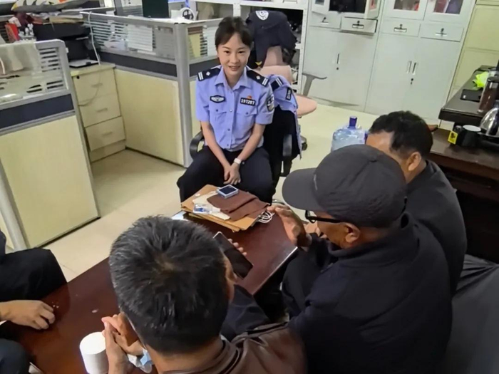 ▲警方组织双方视频连线