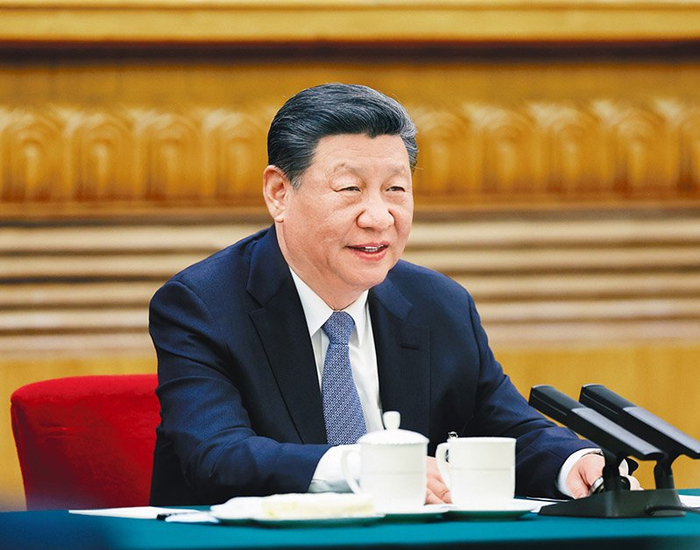  2024年3月5日，中共中央总书记、国家主席、中央军委主席习近平参加他所在的十四届全国人大二次会议江苏代表团审议。 新华社记者 鞠鹏/摄