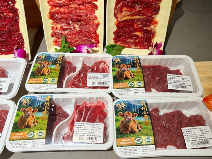 鲜切肉品更受追捧。受访对象供图