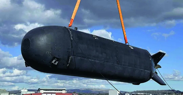 资料图：英国“神剑”号无人潜艇（来源：解放军报）