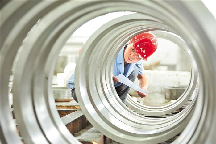 贵州航宇科技发展股份有限公司生产车间