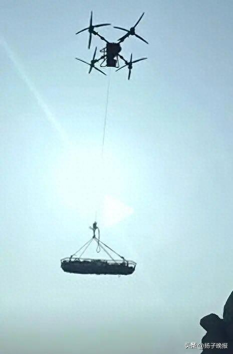 网友发布视频截图（图据华商报大风新闻）