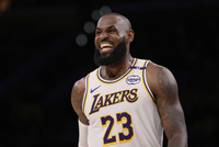 雷迪克：詹姆斯回归我们只需微调战术 他早就已经非常熟悉战术了