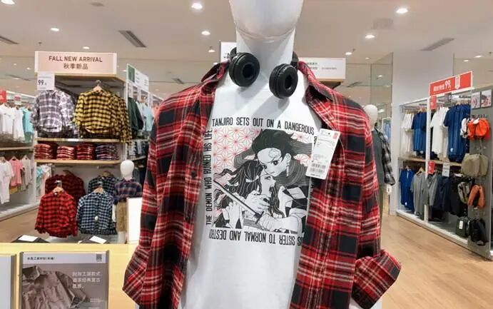 图 | 《鬼灭之刃》优衣库联名款T恤